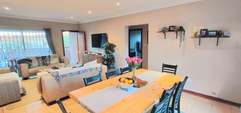 3 Bedroom Property for Sale in Pentagon Park Free State